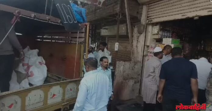 धुळ्यात अन्न व औषध विभागाने केला लाखोंचा गुटखा जप्त