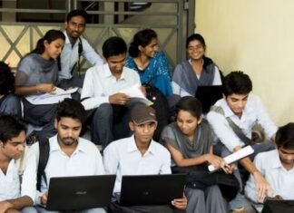 १२ वीच्या निकालाची प्रतिक्षा संपली; उद्या दुपारी होणार जाहीर, कुठे व कसा पहाल? जाणून घ्या १२ वीच्या निकालाची प्रतिक्षा संपली; उद्या दुपारी होणार जाहीर, कुठे व कसा पहाल? जाणून घ्या