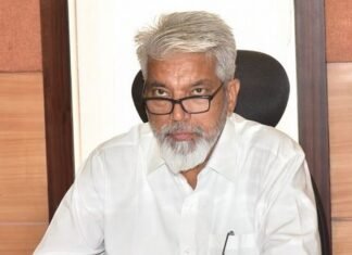 शिक्षणमंत्री दादा भूसेंचे त्रिभाषीय सूत्रावर स्पष्टीकरण शिक्षणमंत्री दादा भूसेंचे त्रिभाषीय सूत्रावर स्पष्टीकरण