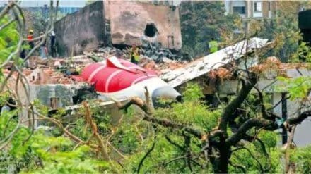 अहमदाबाद विमान अपघातानंतर DGCAची एअर इंडियाविरोधात कारवाई अहमदाबाद विमान अपघातानंतर DGCAची एअर इंडियाविरोधात कारवाई
