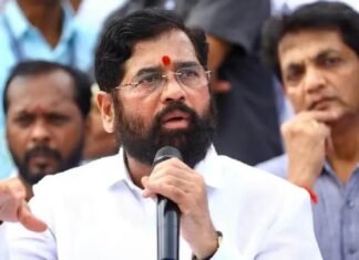 मी संपर्क केल्यानंतर बच्चू कडूंचे उपोषण मागे! उपमुख्यमंत्री यांचा दावा मी संपर्क केल्यानंतर बच्चू कडूंचे उपोषण मागे! उपमुख्यमंत्री यांचा दावा