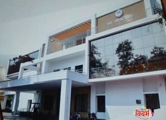 ⭕🙏 वरोरा नगर परिषद 2025 मधील प्रभाग क्रमांक 7 ( ब ) मधील निवडणूक प्रक्रिया तात्पुरती रद्द करण्यात आली आहे.🙏⭕