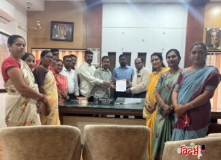 ⭕🙏 वरोरातील विदर्भ मल्टी सर्विसेस वर कारवाई कधी ? भाजपा तथा शिवसेना शिंदे ( गट ) नगरसेवकाचा थेट आरोप 🙏⭕