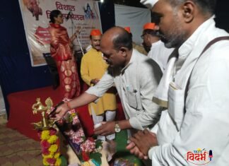🛑🙏हिंदूंचे संकुचित होणे हे देशासमोर मोठे संकट :- संत अविनाश महाराज,आपापसातील मतभेद विसरून एकत्र येण्याचे केले आवाहन. 🙏🛑