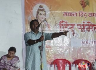 वरोरा येथील कॉलरी वॉर्डात ‘हिंदू संमेलन’ उत्साहात संपन्न; भक्ती आणि शक्तीचा अभूतपूर्व संगम