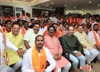 शिवसेनेची ‘मातोश्री वारी’ यशस्वी; उद्धव ठाकरे यांनी थोपटली वणीतील शिवसैनिकांची पाठ.
