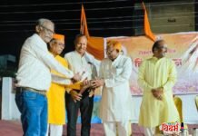 वरोऱ्यात ‘विशाल हिंदू संमेलना’द्वारे हिंदुत्वाचा जयघोष; विविध क्षेत्रांतील मान्यवरांचा गौरव