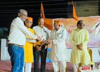 वरोऱ्यात ‘विशाल हिंदू संमेलना’द्वारे हिंदुत्वाचा जयघोष; विविध क्षेत्रांतील मान्यवरांचा गौरव
