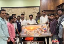 वणीतील जिओ मार्ट रायडर्सनी मानधनात वाढ मिळवून दिल्याबद्दल मानले राजु उंबरकरांचे आभार