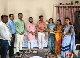 वरोरा तालुक्यात अदिती गायकवाडचा झेंडा ! आमदार करणदादा देवतळे यांच्या हस्ते गौरव; संस्कार भारतीच्या शिरपेचात मानाचा तुरा.