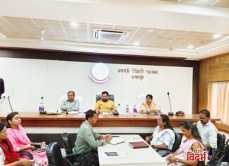वरोरा ‘आदर्श शहर’ होणार ! पाणी, रस्ते आणि स्वच्छतेसाठी अर्चना ठाकरे आक्रमक,आमदार देवतळेंकडे मागण्यांचा धडाका