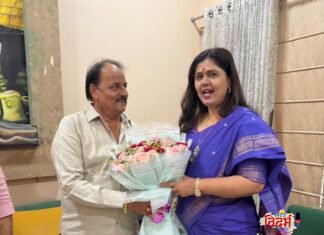 पंकजा मुंडे यांचा चंद्रपूर जिल्हा दौरा: वरोऱ्यात मुन्नाभाऊ बैद यांच्या परिवारातर्फे जंगी स्वागत.