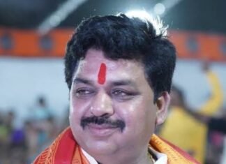जनसेवेचा वारसा अन् विदर्भाचा आवाज: राजूभाऊ उंबरकर यांच्या कार्यपद्धतीचा एक आढावा व त्यांना जन्मदिवसाच्या शुभेच्छा.