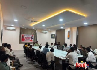 निवडणूक आयोगाच्या ‘SIR’ अभियाना दरम्यान मनसेचा वणी आणि अमरावती जिल्ह्यात बैठकांचा धडाका.पदाधिकाऱ्यांनो मरगळ झटकून सज्ज व्हा, मी सदैव पाठीशी उभा – राजू उंबरकर यांचे आवाहन