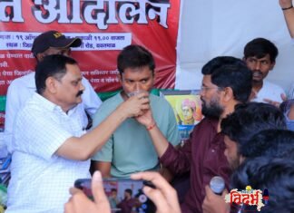 यवतमाळमध्ये आदिवासी विद्यार्थी व बेरोजगार युवकांच्या आंदोलनाला यश; मंत्र्यांच्या भेटीनंतर आंदोलन स्थगित.