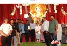 श्री मित्र गणेश मंडळ, गांधी वार्ड, मित्र चौक, वरोरा येथे भव्य रक्तदान शिबिर संपन्न.४८ व्या वर्षात पदार्पण करत ५२ रक्तदात्यांचा सहभाग!