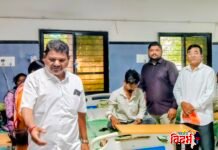 गाजावाजा नको, सेवा महत्त्वाची! वरोऱ्यात शिवसेना (उद्धव बाळासाहेब ठाकरे) गटाचे आशिष रणदिवे यांचा वाढदिवस रुग्णांच्या सेवाभावात संपन्न